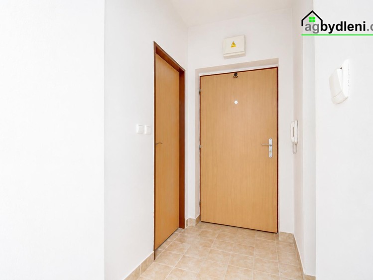 Комерційне приміщення на продаж, 28 м² (6 з 13)
