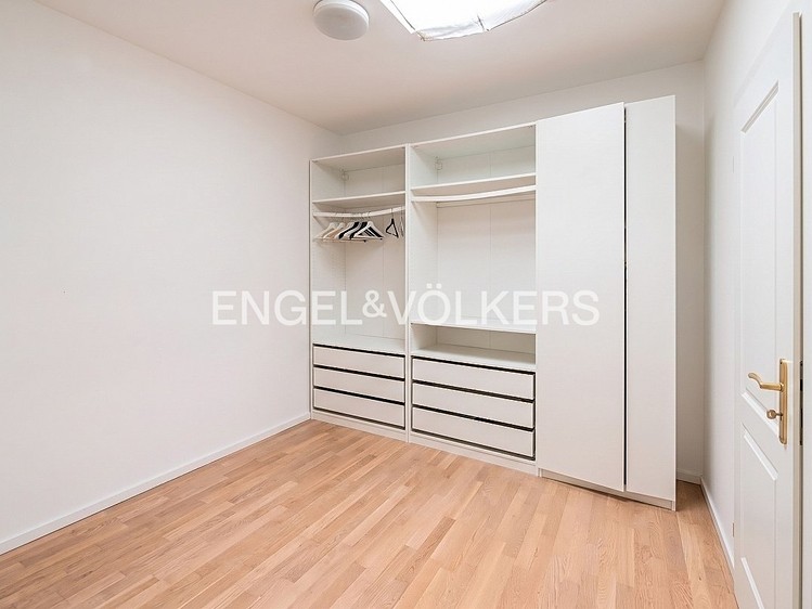 Квартира 2+kk в оренду, 43 м² (5 з 8)