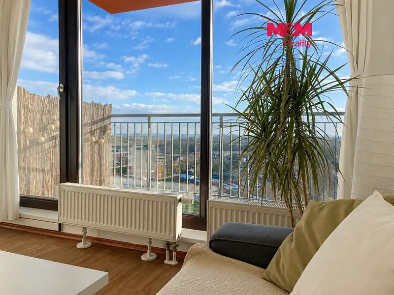 Pronájem bytu 2+kk 46 m², Praha – náhled fotky 1