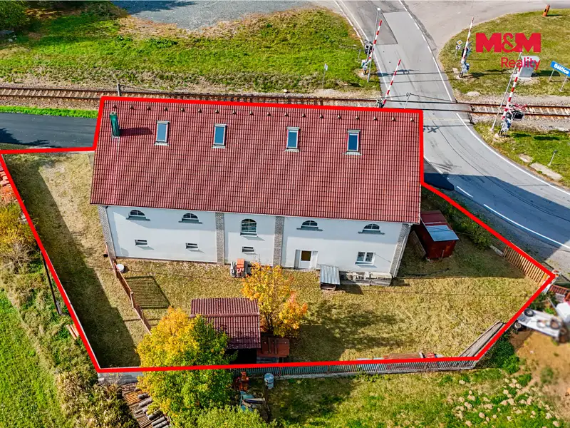 Prodej obchodního prostoru 560 m², Bělčice – náhled fotky 2