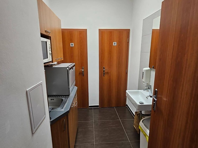 Pronájem komerčního prostoru, 35 m² (9 z 14)