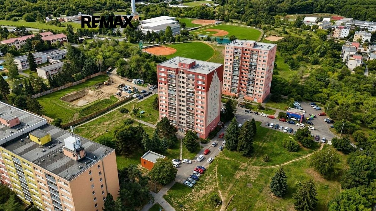 Prodej bytu 3+kk 55 m², Praha – fotka 1 z 3
