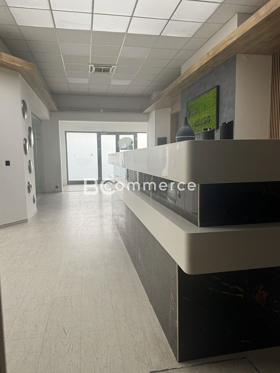 Pronájem kanceláře 504 m², Brno – fotka 1 z 3