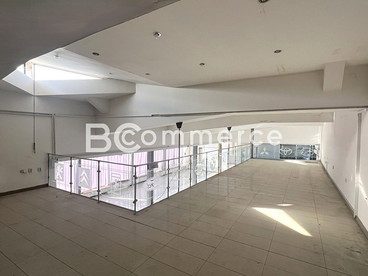 Pronájem komerčního prostoru, 473 m² (5 z 12)