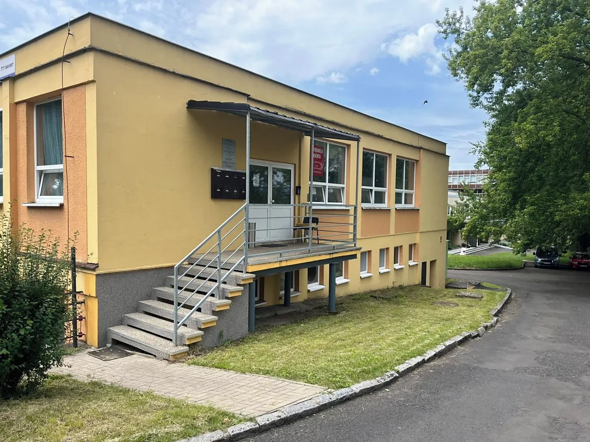 Pronájem kanceláře 42 m²