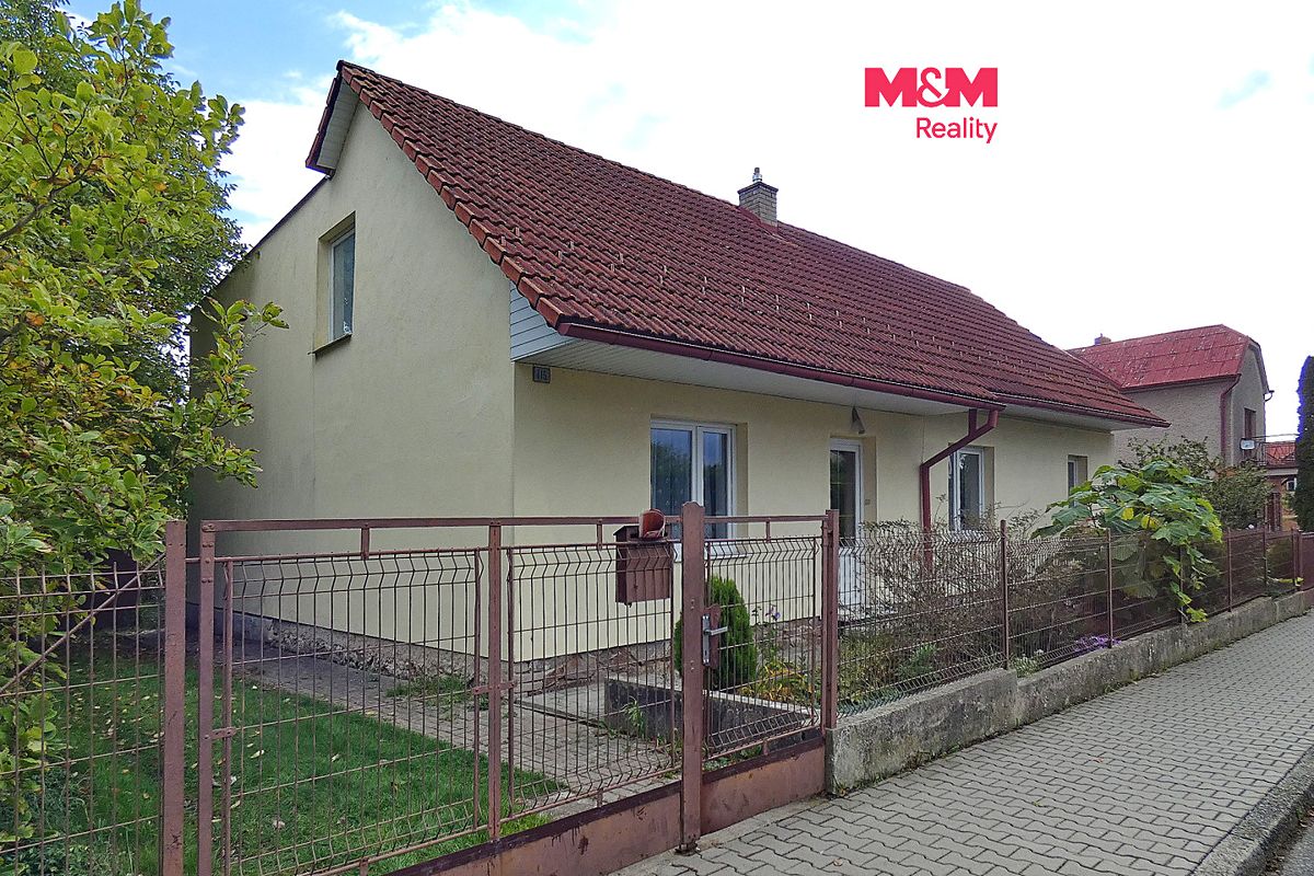 Pronájem rodinného domu 101 m², pozemek 990 m², Třemošnice – fotka 1 z 3