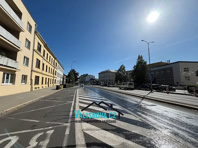 Pronájem bytu 3+1 94 m², Kroměříž – náhled fotky 1