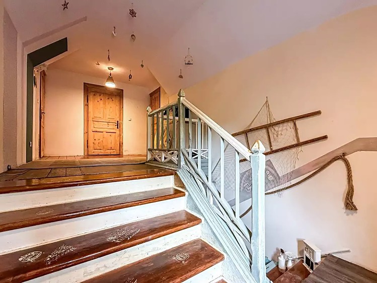 Haus zum Kauf, 235 m² (7 von 16)