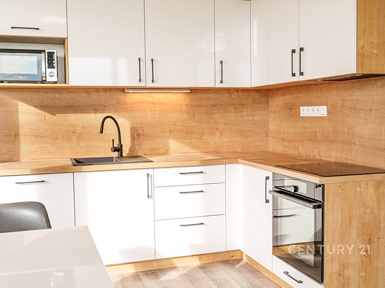 Квартира 3+kk в оренду, 62 м² (4 з 17)