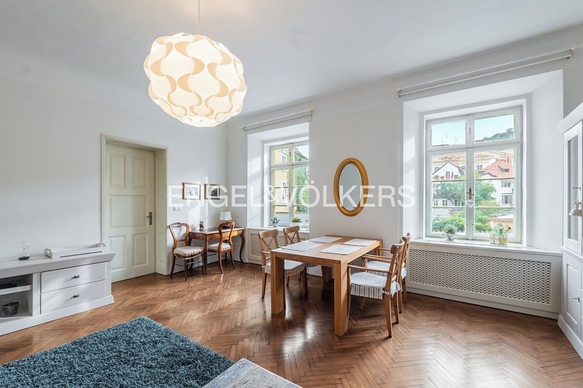 Pronájem bytu 2+1 59 m², Praha – fotka 1 z 3