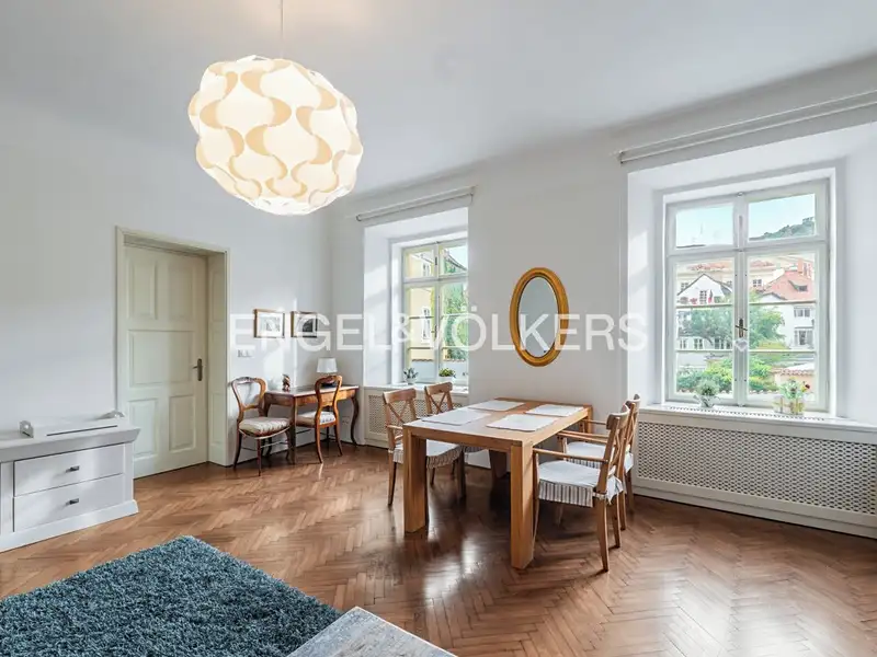 Pronájem bytu 2+1 59 m², Praha – náhled fotky 1