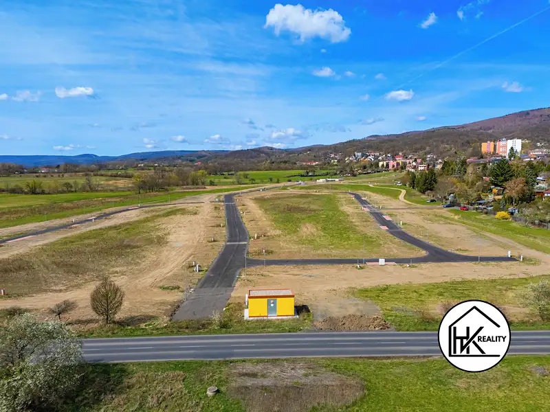 Prodej stavebního pozemku 843 m², Krupka – náhled fotky 3