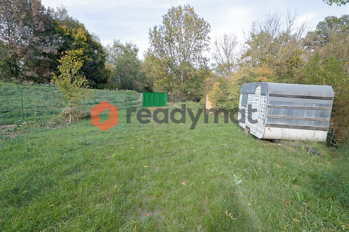 Prodej zahrady 473 m², Hodonín – fotka 1 z 3