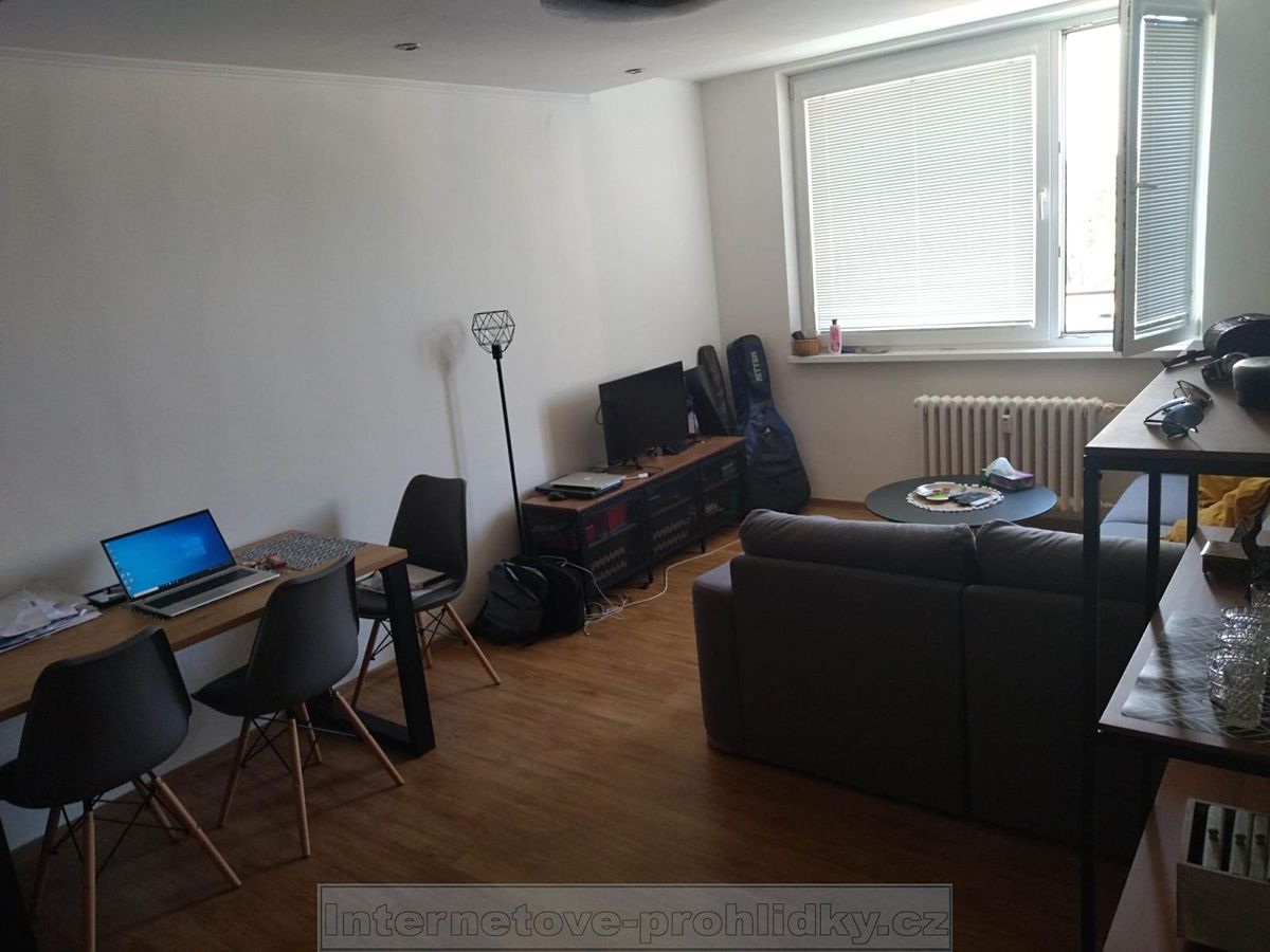 Pronájem bytu 2+kk 45 m², Praha – fotka 1 z 3