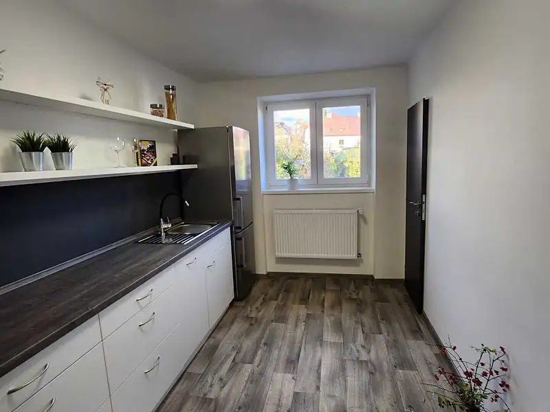 Pronájem bytu 1+1 42 m², Kadaň – náhled fotky 1