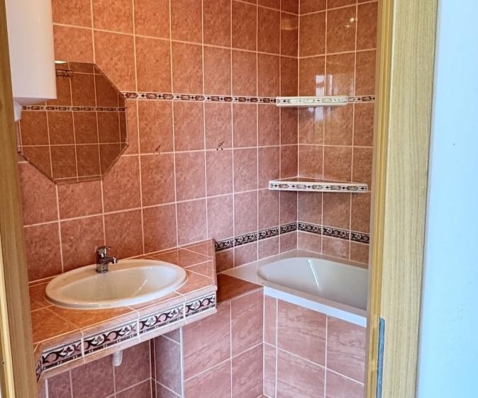 Квартира 2+1 в оренду, 49 м² (12 з 18)