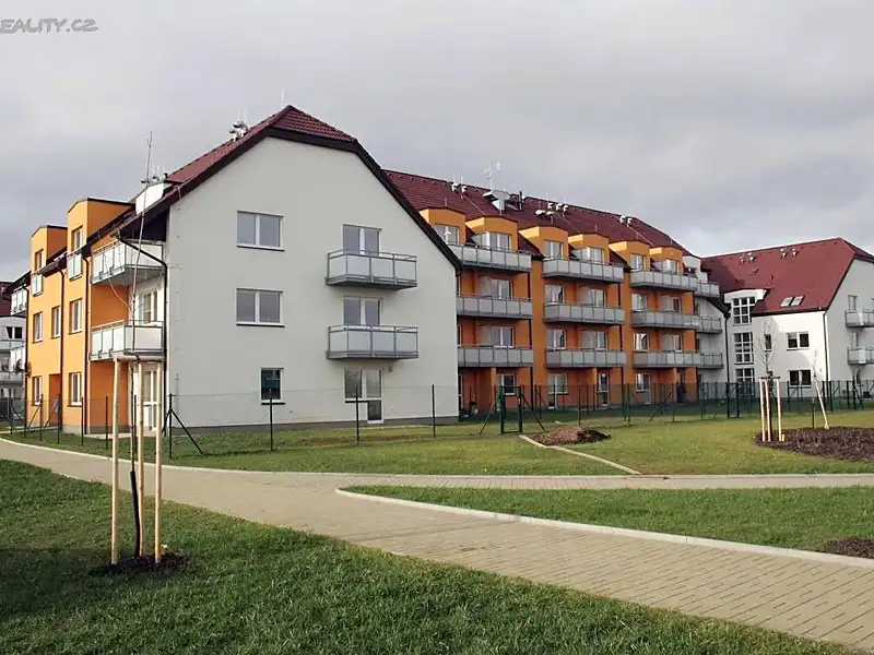 Prodej bytu 1+kk 35 m², Praha – náhled fotky 3