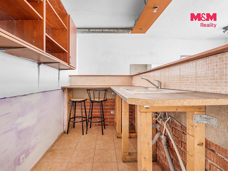 Комерційне приміщення на продаж, 300 м² (14 з 24)