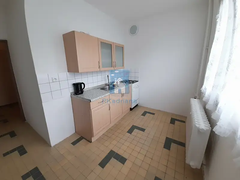 Pronájem bytu 1+1 36 m², Rotava – náhled fotky 1