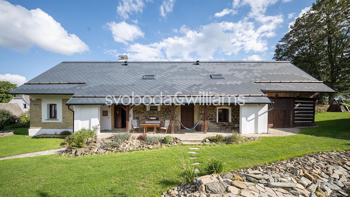 Prodej rodinného domu 350 m², pozemek 13233 m², Hlinsko – fotka 1 z 3
