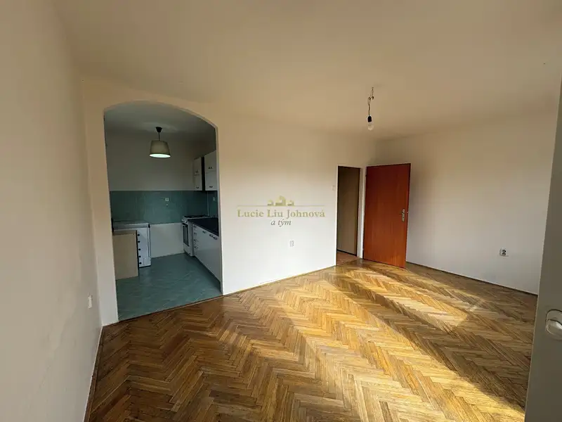 Prodej bytu 2+kk 36 m², Praha – náhled fotky 2