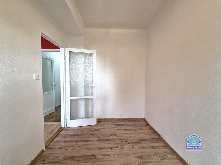 Prodej bytu 3+1, 56 m² (10 z 24)