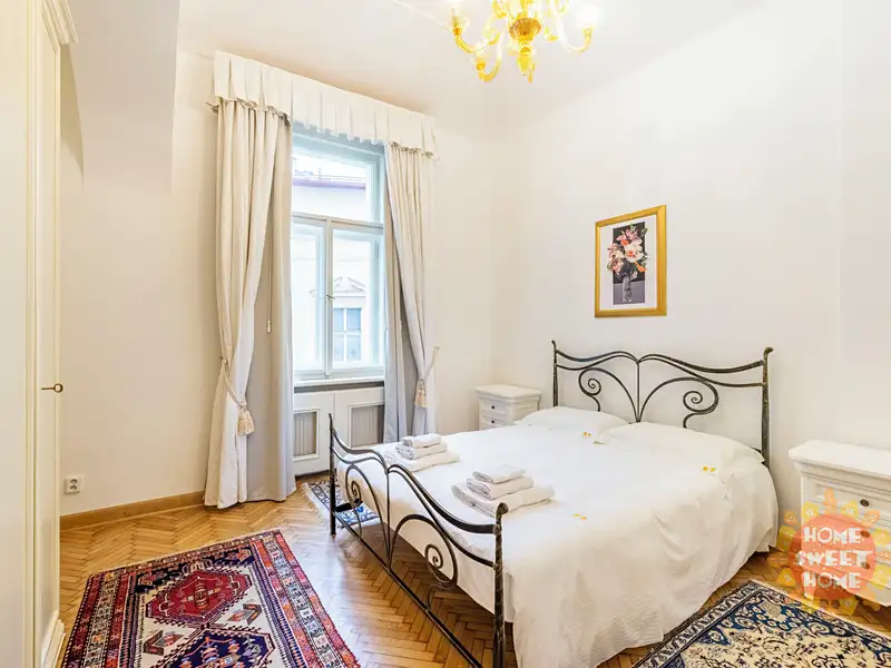Pronájem bytu 4+kk 122 m², Praha – náhled fotky 2