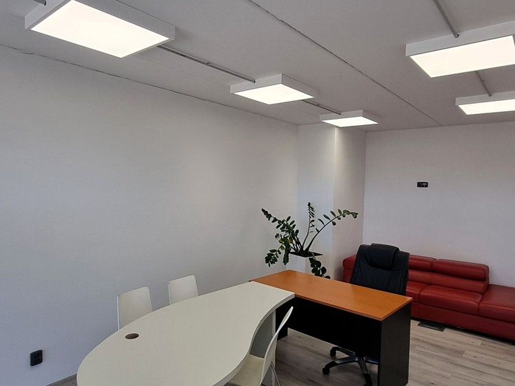 Pronájem komerčního prostoru, 4 640 m² (4 z 27)