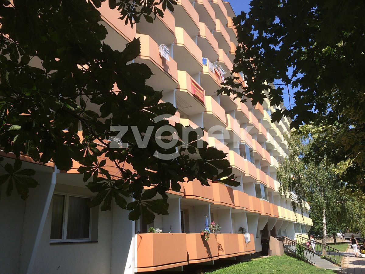 Pronájem bytu 1+kk 29 m², Otrokovice – fotka 1 z 3