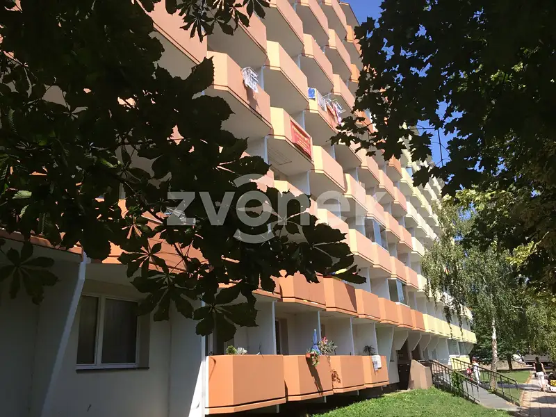 Pronájem bytu 1+kk 29 m², Otrokovice – náhled fotky 1