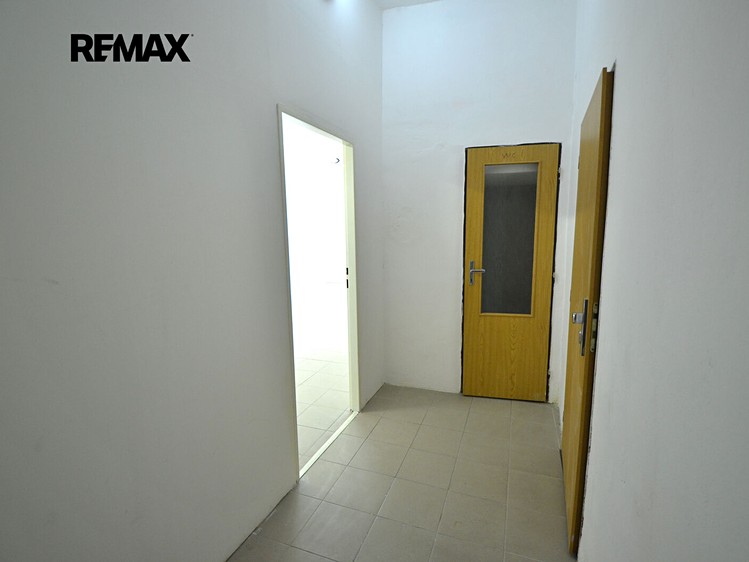 Будинок на продаж, 307 м² (57 з 81)