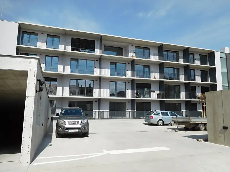 Pronájem bytu 2+kk 64 m², Plzeň – náhled fotky 2