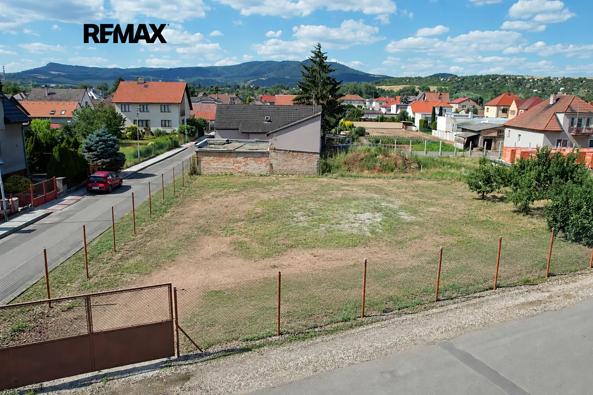 Prodej stavebního pozemku 849 m²