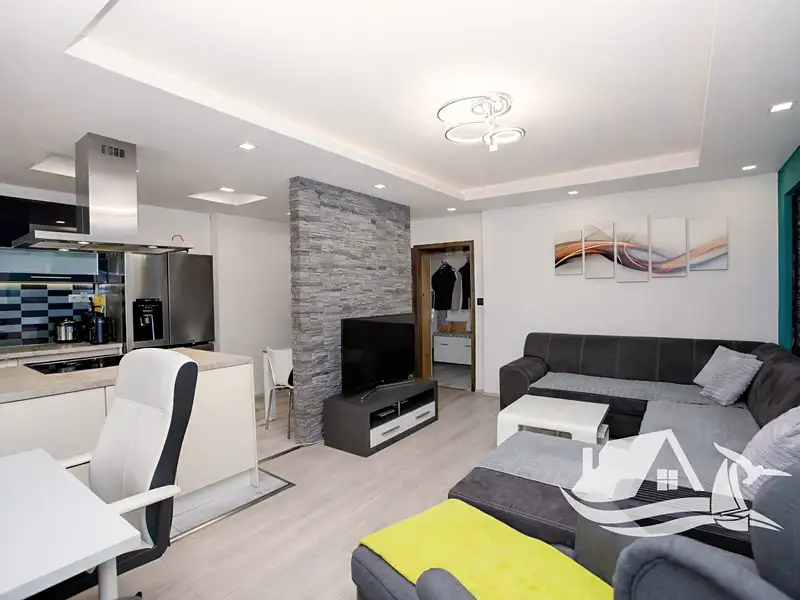 Prodej bytu 3+kk 77 m², Praha – náhled fotky 3