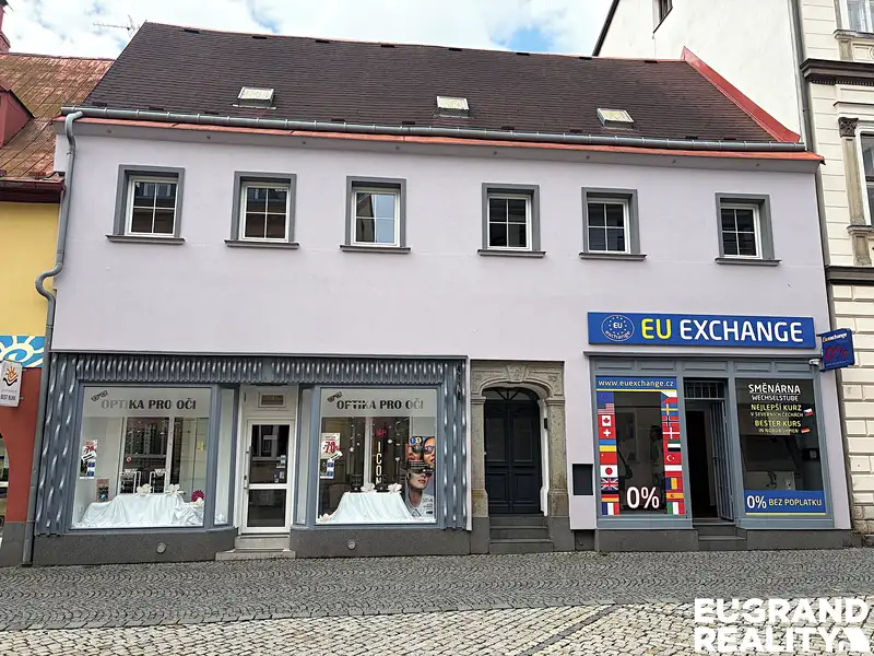 Prodej rodinného domu 305 m², pozemek 320 m², Rumburk – náhled fotky 1