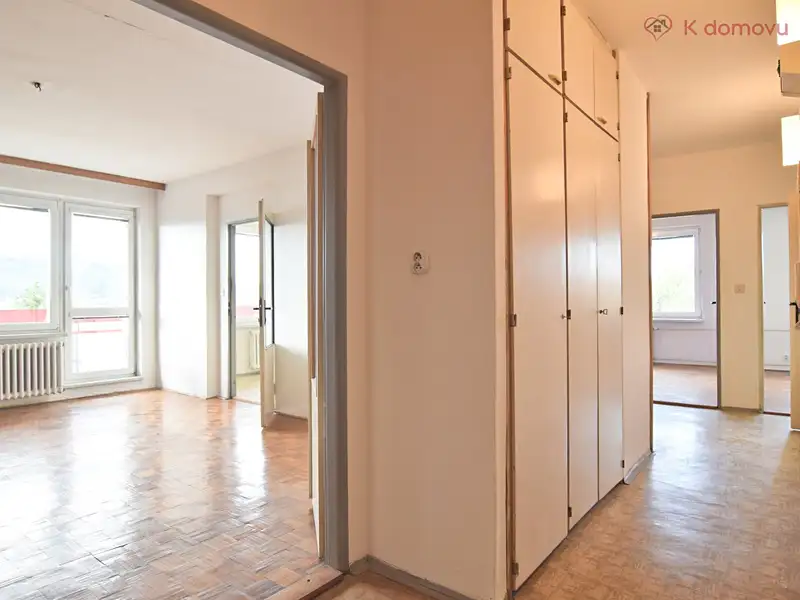 Prodej bytu 4+1 90 m², Zlín – náhled fotky 2