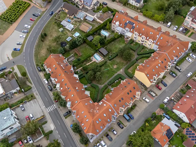 Pronájem garážového stání 13 m², Praha – náhled fotky 3