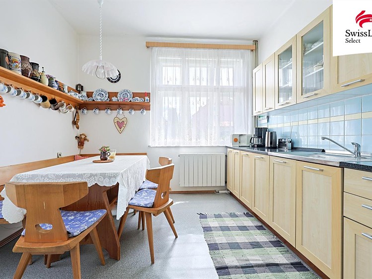 Haus zum Kauf, 513 m² (2 von 30)