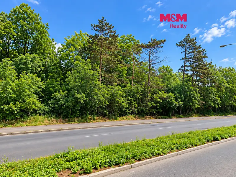 Prodej zahrady 1200 m², Praha – náhled fotky 1