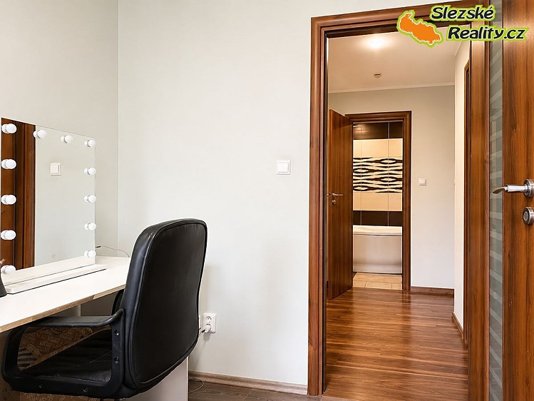 Prodej bytu 4+kk, 87 m² (19 z 41)