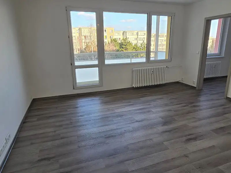 Pronájem bytu 3+1 72 m², Brno – náhled fotky 2