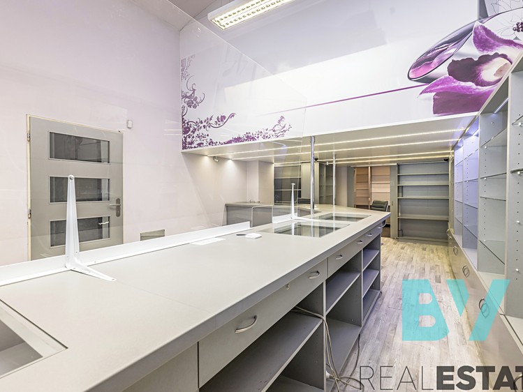Комерційне приміщення в оренду, 47 м² (2 з 21)