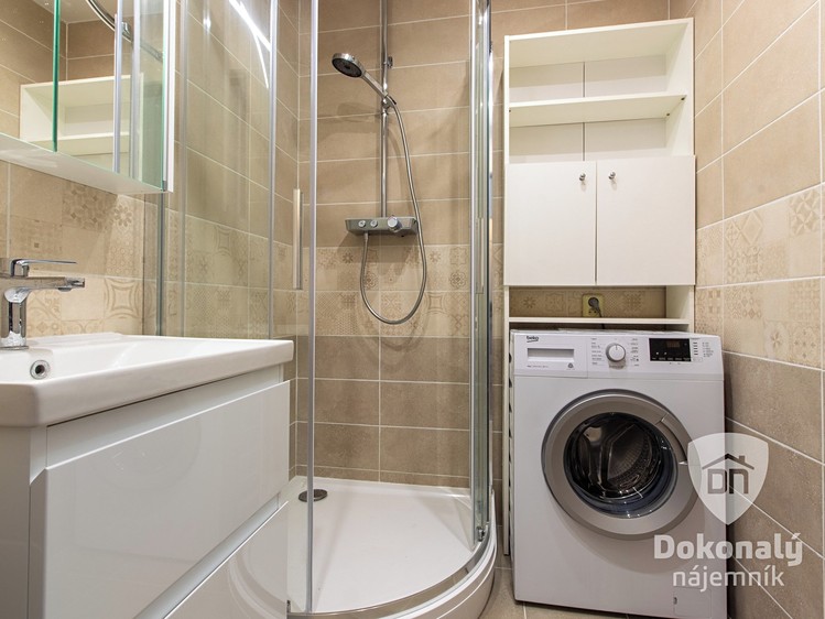 Квартира 4+1 в оренду, 68 м² (17 з 34)