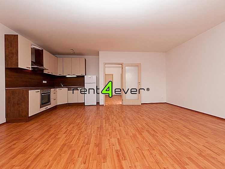 Pronájem bytu 3+kk, 78 m² (4 z 14)