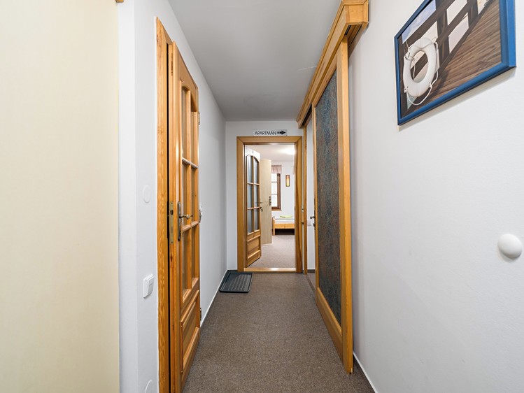 Prodej komerčního prostoru, 280 m² (13 z 36)