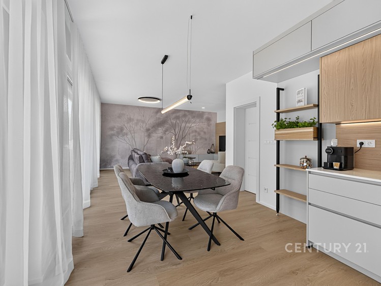 Prodej domu, 150 m² (9 z 23)