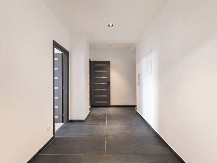 Pronájem bytu 3+kk, 80 m² (15 z 17)