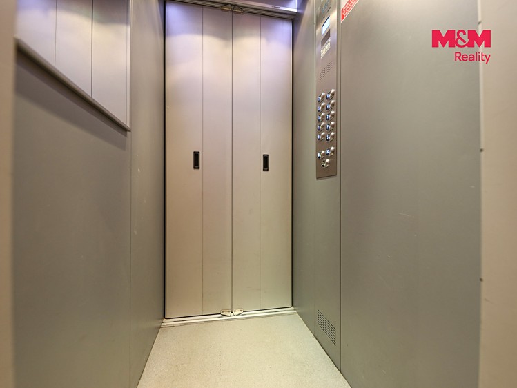Prodej bytu 4+1, 82 m² (18 z 21)