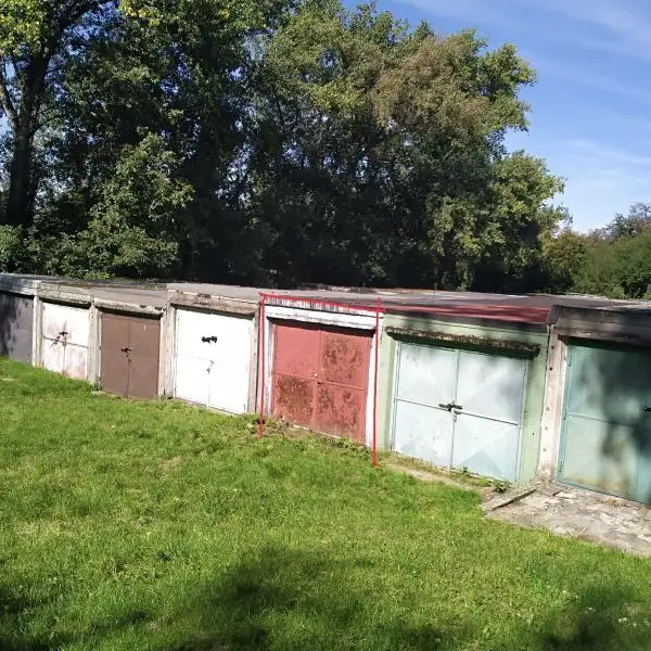 Prodej garáže 18 m², Kolín – náhled fotky 1