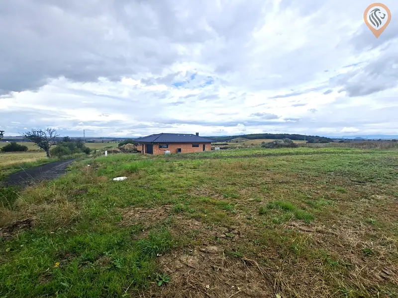Prodej stavebního pozemku 852 m², Bečov – náhled fotky 3